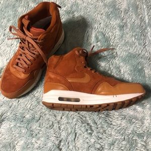 RARE Nike Air Force 1 Suede H2O Repel